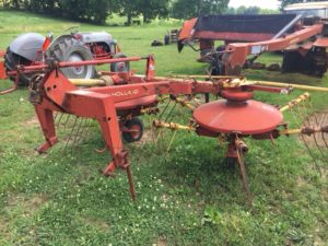 Pre-Owned New Holland 254 tedder/rake combination unit