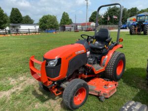 Pre-Owned Kubota B2601 4WD ROPS Tractor, Mower, Snow Blade
