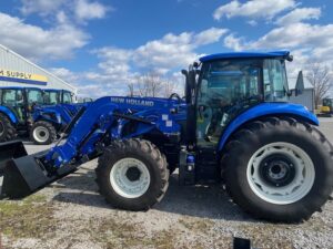 New Holland Powerstar 90 Deluxe Cab 4WD Tractor, Loader